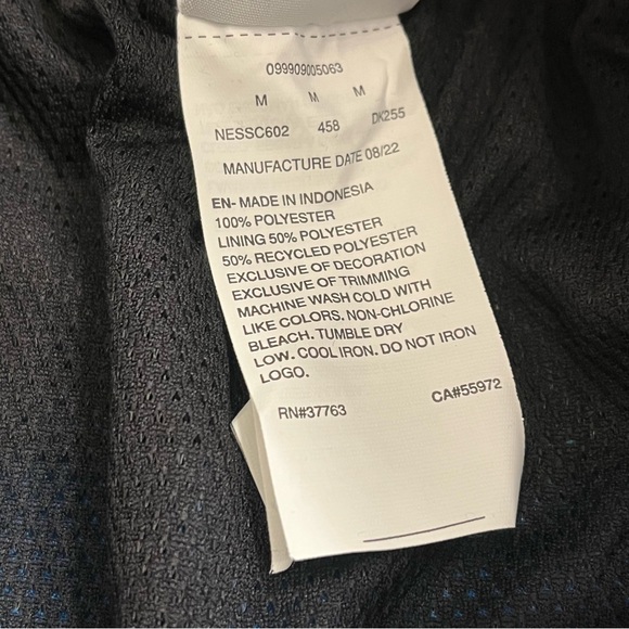 NEW Nike Shorts Mens Medium Blue Swim Trunks Drawstring Outdoor Pool Beach NWT - Picture 7 of 10